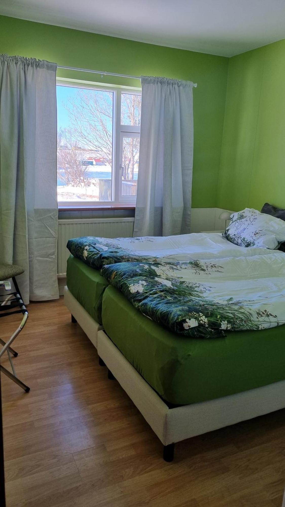 בלונדואוס Fornilaekur Guesthouse מראה חיצוני תמונה